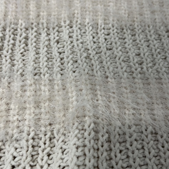 JUNE & HUDSON CROPPED SWEATER Sz M NWT - Picture 3 of 9